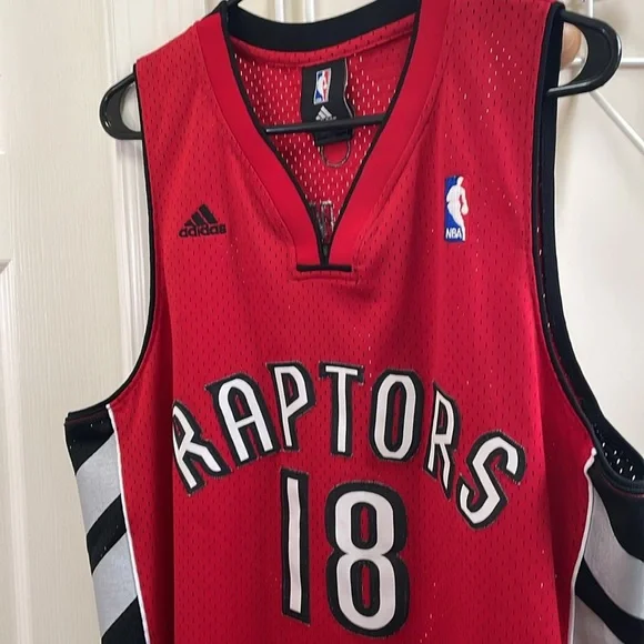 Raptors - NBA Basketball Adidas Jersey - Parker 18 - Red- Large +2 Length - Picture 3 of 16